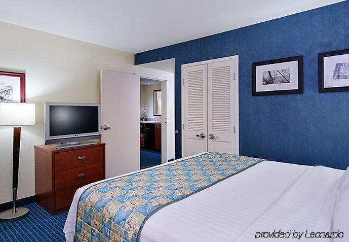 Courtyard Fort Myers At I-75 And Gulf Coast Town Center Estero Quarto foto